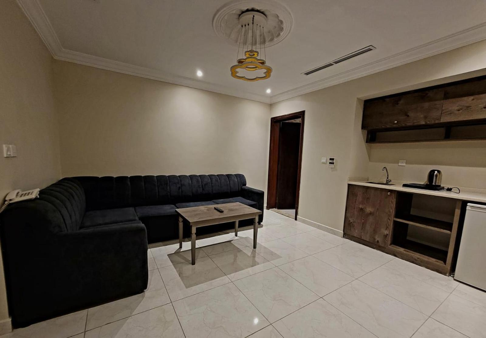 نايس لاند للأجنحة الفندقية Jeddah Bagian luar foto